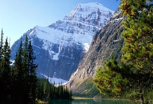 Speed身穿国足7号球衣现身成都直播，体验采耳&观看川剧变脸4421.